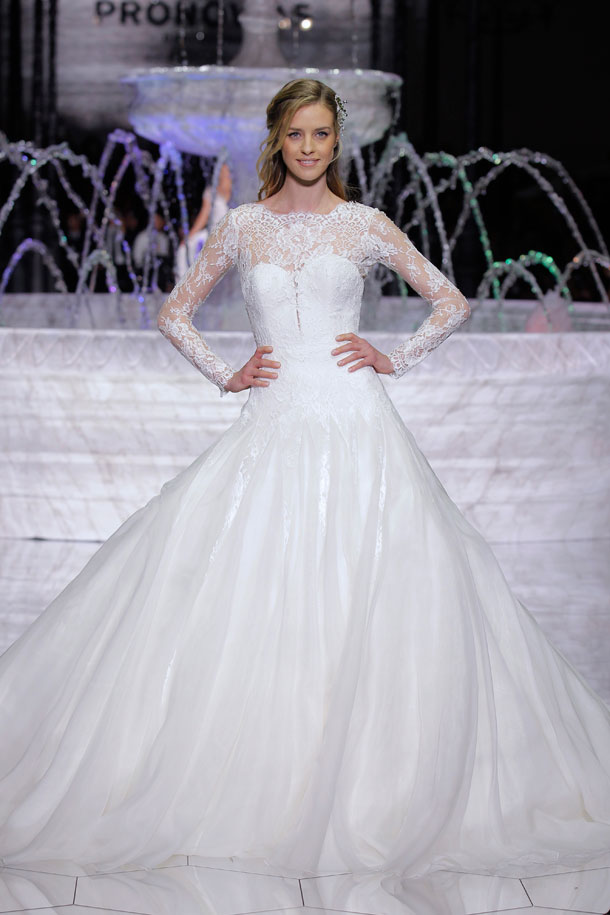 ilovebrides.pt_Pronovias 2018_Barcelona Bridal Fashion Week 2017